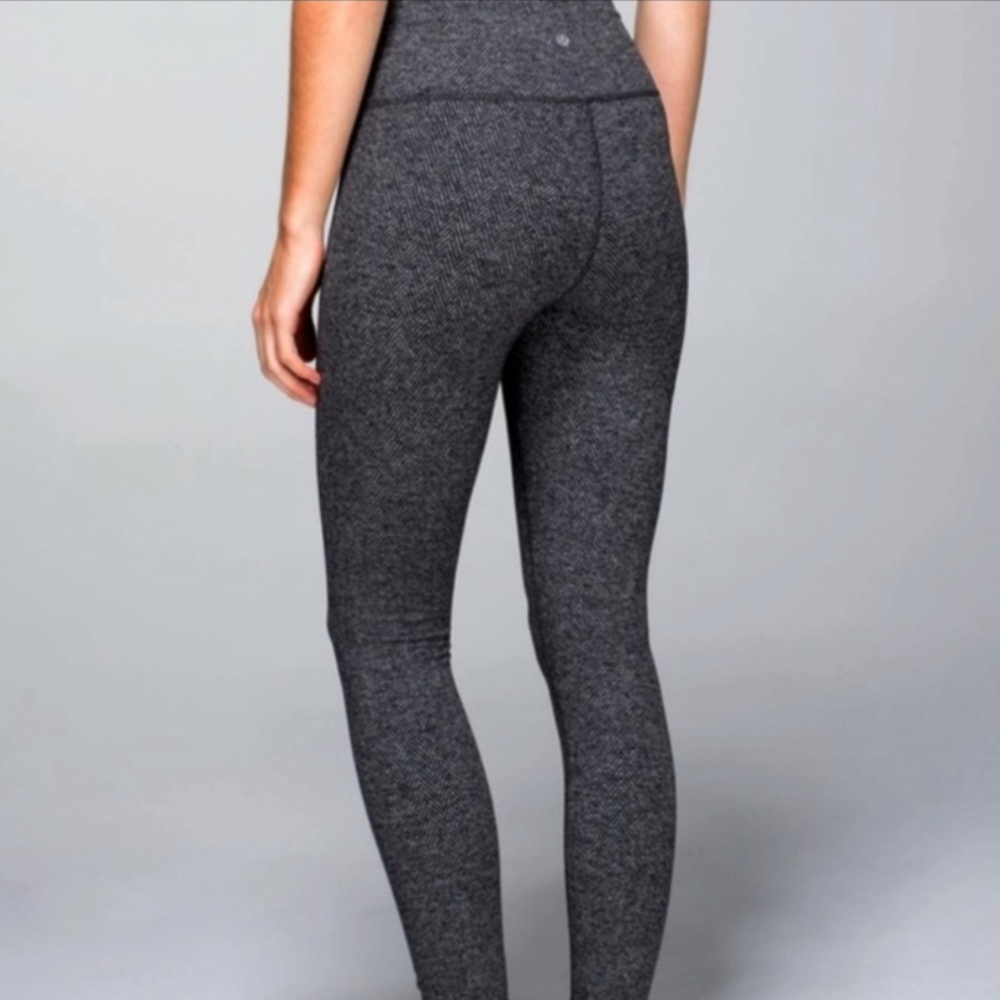 Lululemon Women's Gray Herringbone Leggings